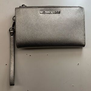 Michael Kors Wristlet